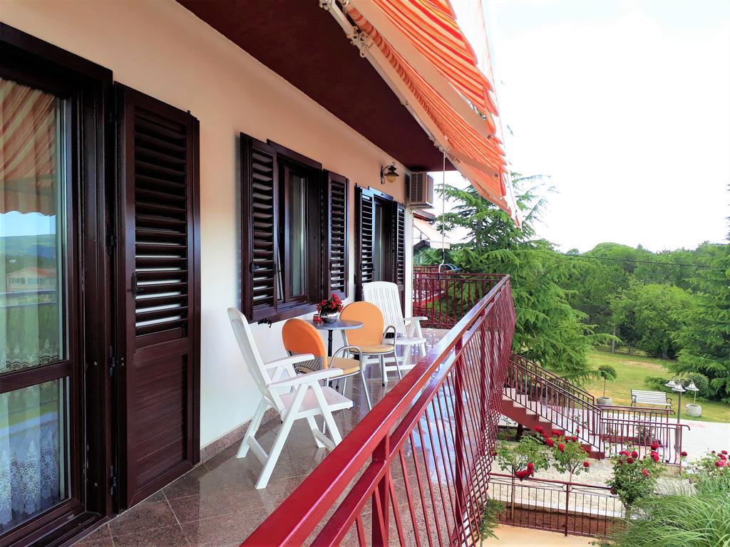 Apartment Eda Labin  Luaran gambar